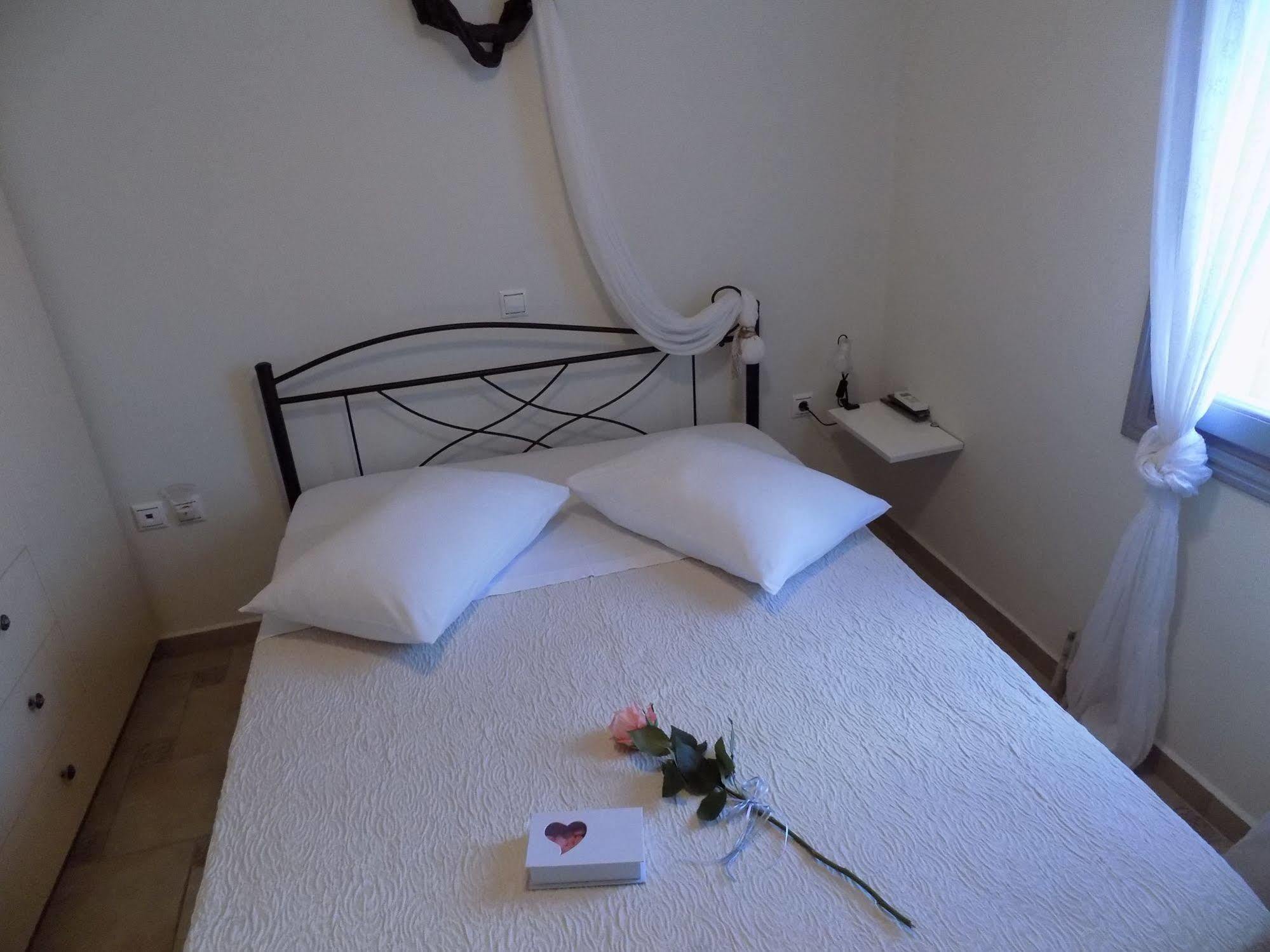 Hemera Holiday Home Villa On Santorini Akrotiri  Bagian luar foto